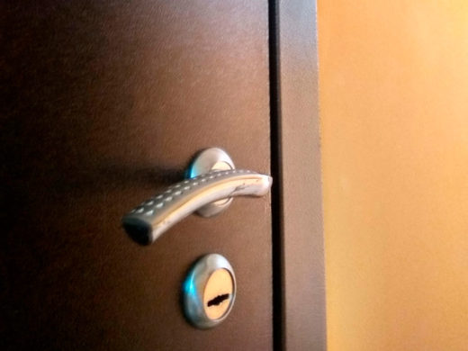 Дверь Эльбор